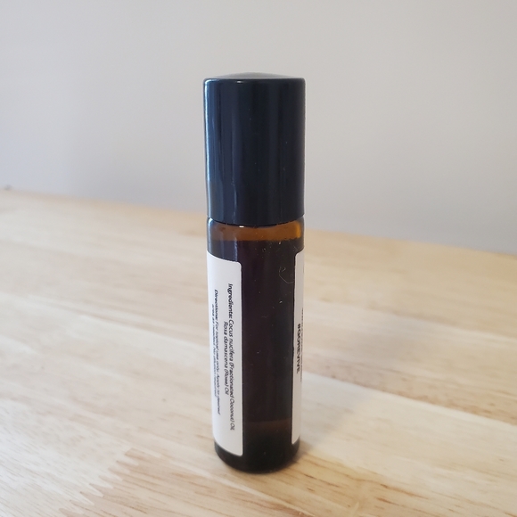 Revive Rose 100% Pure Therapeutic Grade Roll On, 10ml - Picture 2 of 3